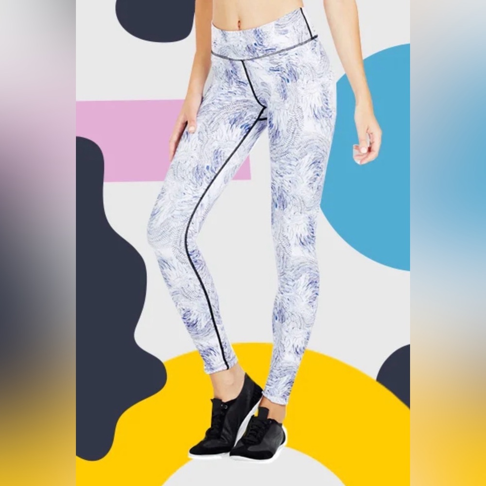 Stylish White and Blue print Leggings